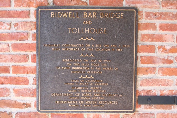 pocabidwellbar19.jpg