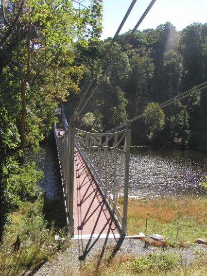 Bridgemeister - Popolopen Creek Suspension Footbridge